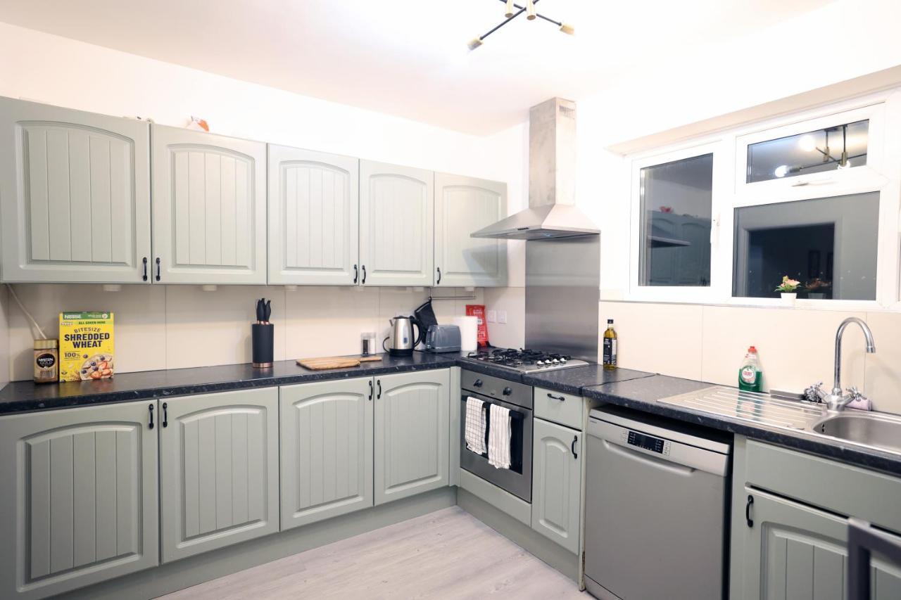 Bath City Skyline Spacious 3 Bed House For Family Exterior photo